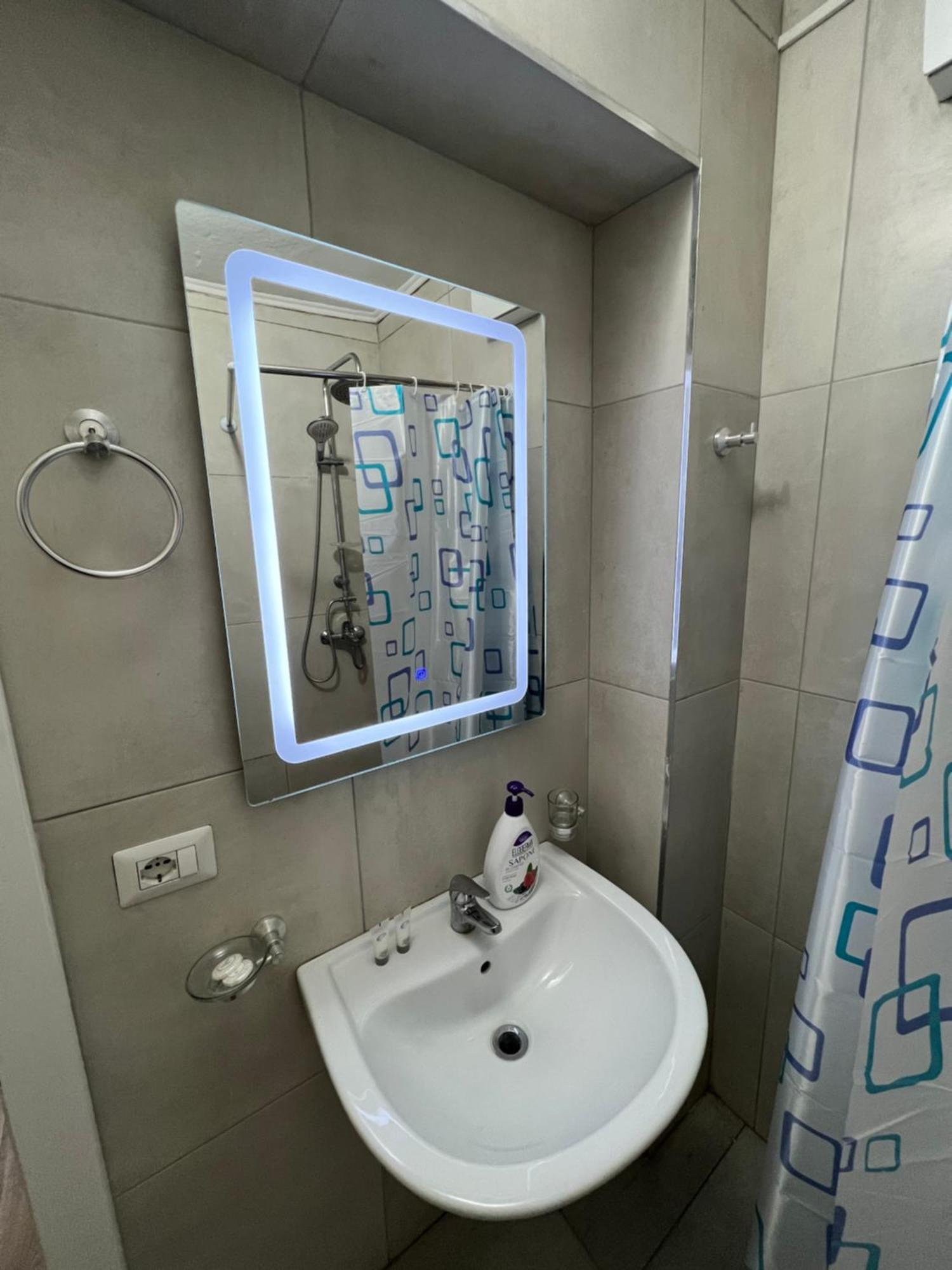 Skanderbeg View Apartments Тирана Екстериор снимка