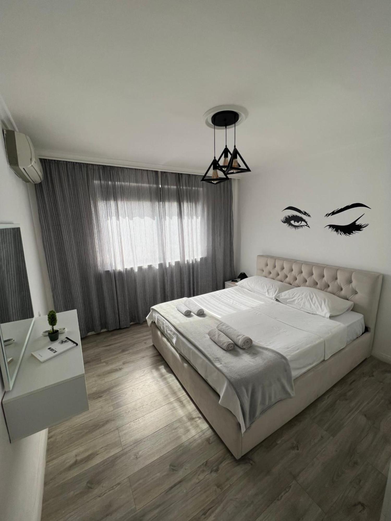 Skanderbeg View Apartments Тирана Екстериор снимка
