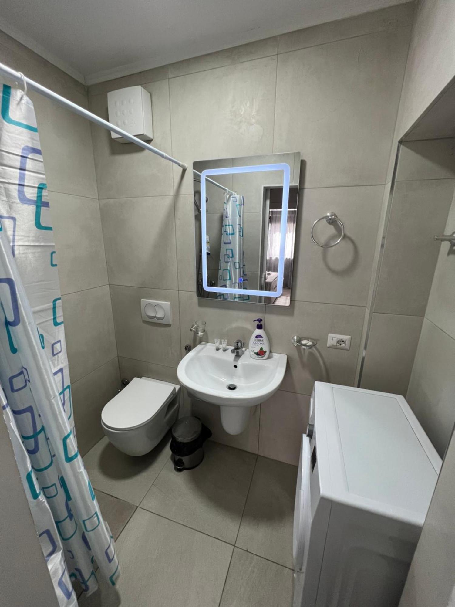 Skanderbeg View Apartments Тирана Екстериор снимка